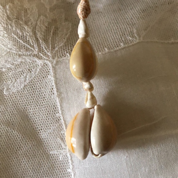 Vintage shell plant hanger/hanging planter - Picture 9 of 9